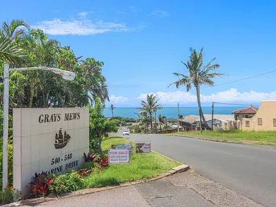 2 Bedroom Townhouse For Sale in Durban - 32YC.webp