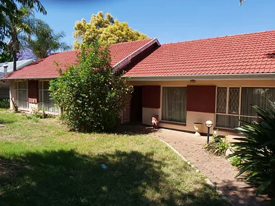 3 Bedroom House For Sale in Sandton - iEeu.webp