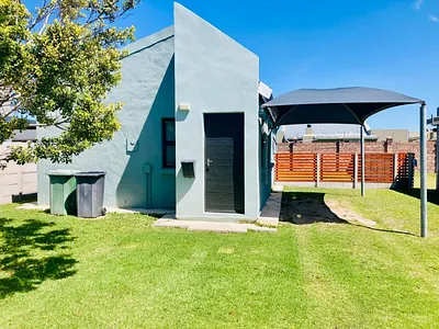 3 Bedroom Townhouse For Sale in Port Elizabeth - ksqb.webp