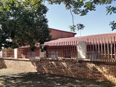 9 Bedroom House For Sale in Centurion - MLCk.webp