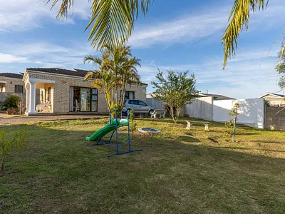 2 Bedroom Townhouse For Sale in George - zO3g.webp