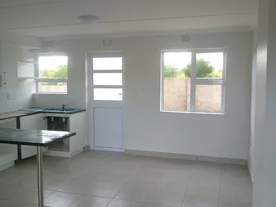 2 Bedroom Townhouse For Sale in Blue Downs - ejut.webp