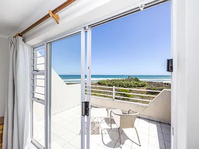 4 Bedroom House For Sale in Milnerton - 2vqR.webp