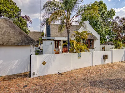 3 Bedroom Townhouse For Sale in Kempton Park - fKkT.webp