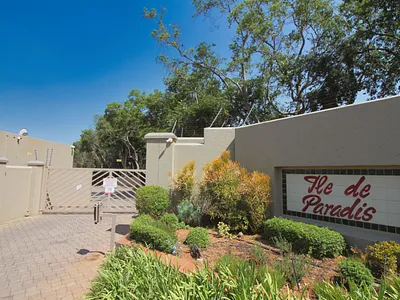 1 Bedroom Townhouse For Sale in Randburg - imZp.webp