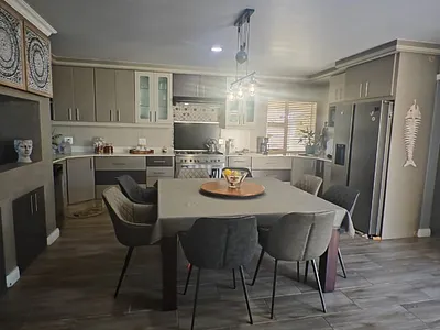 3 Bedroom House For Sale in Hartenbos - rrM7.webp