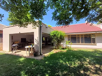 2 Bedroom House For Sale in Potchefstroom - rohN.webp