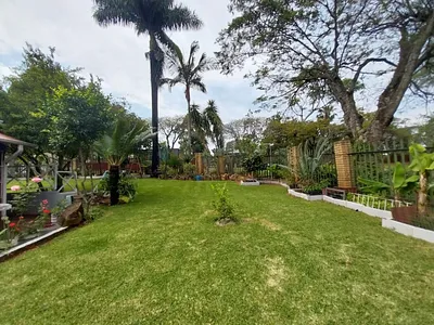 5 Bedroom House For Sale in White River - 1MkP.webp