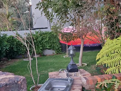 2 Bedroom Apartment To Rent in Randburg - qWuf.webp