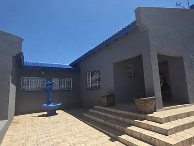 4 Bedroom House For Sale in Vaal Marina - DUCf.webp