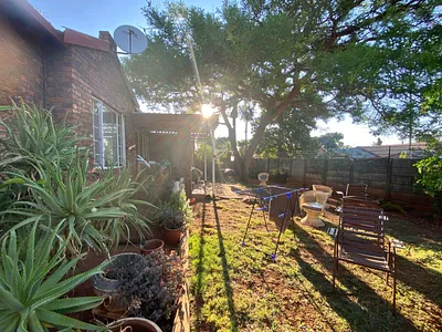 3 Bedroom Townhouse For Sale in Pretoria - img