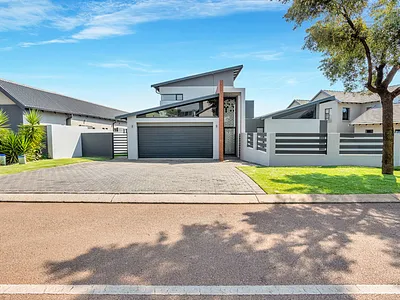 4 Bedroom House For Sale in Pretoria - VOEc.webp