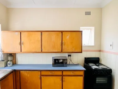 2 Bedroom Apartment For Sale in Roodepoort - img