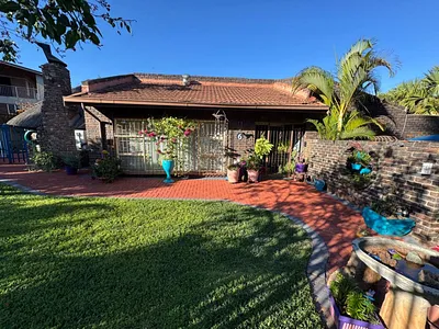 4 Bedroom House For Sale in Nelspruit - NpWp.webp