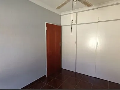 2 Bedroom Townhouse For Sale in Pretoria - img