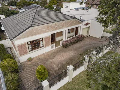 3 Bedroom House For Sale in Port Elizabeth - E5UZ.webp