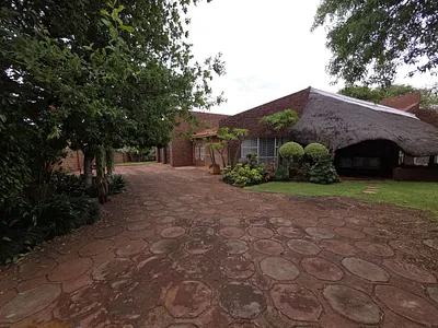 3 Bedroom Townhouse For Sale in Mookgopong - img