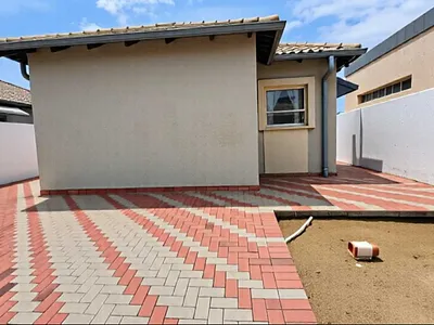 3 Bedroom House For Sale in Midrand - 70jL.webp