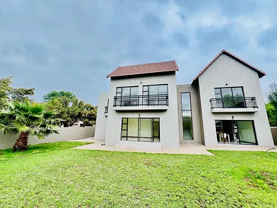 4 Bedroom House To Rent in Hartbeespoort - ML3T.webp
