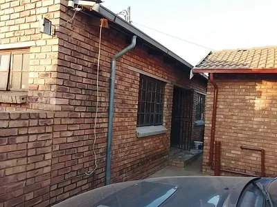 3 Bedroom House For Sale in Pretoria - 8sqD.webp