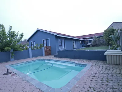 3 Bedroom House For Sale in Mossel Bay - IaIM.webp