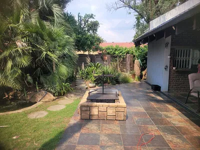 3 Bedroom House For Sale in Witbank - sHqX.webp