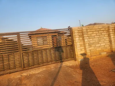 3 Bedroom House For Sale in Soshanguve - fbHr.webp