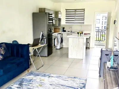 2 Bedroom Apartment For Sale in Midrand - Y6vz.webp