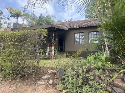 2 Bedroom Townhouse For Sale in Nelspruit - oXT7.webp