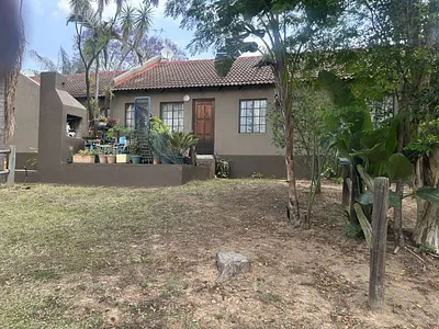 2 Bedroom Townhouse For Sale in Nelspruit - 1jxo.webp
