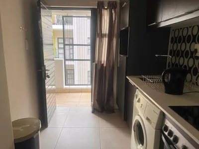 1 Bedroom Apartment To Rent in Sandton - img