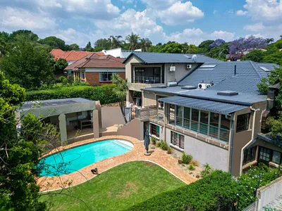 4 Bedroom House For Sale in Randburg - n8MF.webp