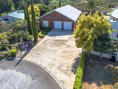 3 Bedroom House For Sale in Montagu - cXld.webp