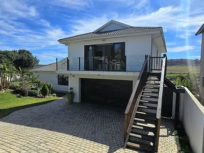 4 Bedroom House To Rent in Groot Brakrivier - 9AEi.webp