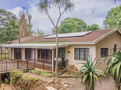 4 Bedroom House For Sale in Hillcrest - 2Vvr.webp