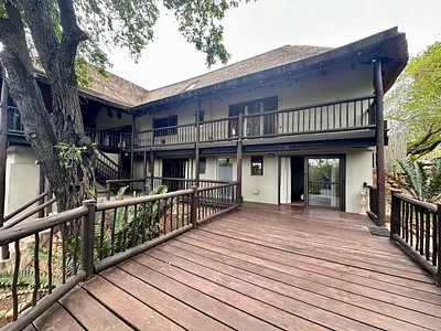 4 Bedroom House For Sale in Hoedspruit - Aayr.webp