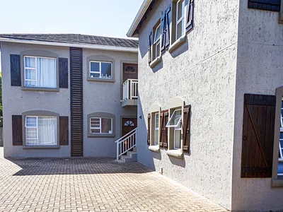 2 Bedroom Apartment For Sale in George - U7YD.webp