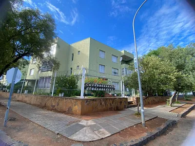 2 Bedroom Apartment For Sale in Kimberley - JuGc.webp
