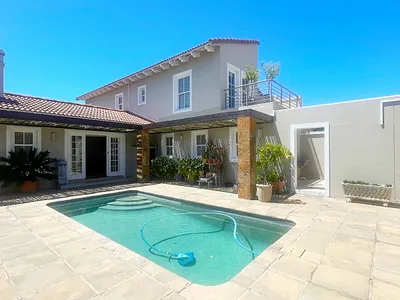 4 Bedroom House For Sale in Plettenberg Bay - 56pJ.webp