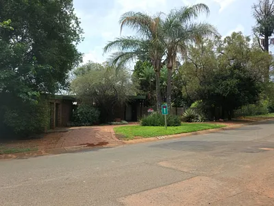 2 Bedroom House For Sale in Pretoria - img