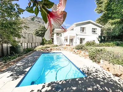 5 Bedroom House For Sale in Hout Bay - Ui4A.webp