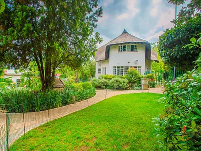 6 Bedroom House For Sale in Randburg - WtFU.webp