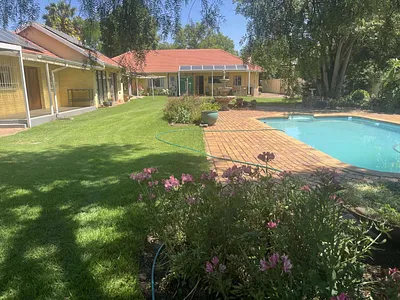 4 Bedroom House For Sale in Benoni - US73.webp