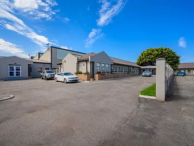 House For Sale in Port Elizabeth - cvdE.webp