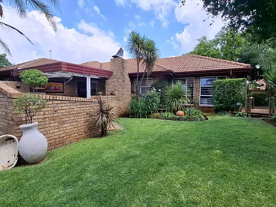 3 Bedroom House For Sale in Centurion - VFIS.webp