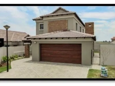 3 Bedroom Townhouse For Sale in Secunda - MJYu.webp