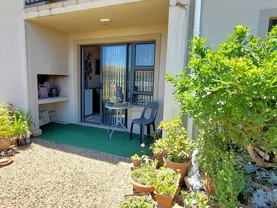 2 Bedroom Apartment For Sale in Gordons Bay - Jvbq.webp
