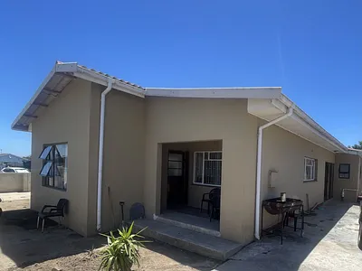 3 Bedroom House For Sale in George - KzGK.webp