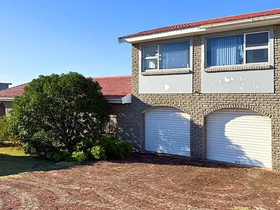 3 Bedroom House For Sale in Gansbaai - qZYc.webp