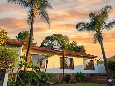 3 Bedroom House To Rent in Randburg - lORh.webp